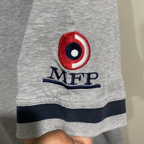 CUTTER AND BUCK GRAY POLO SHIRT , SIZE - LARGE - Picture 4 of 9